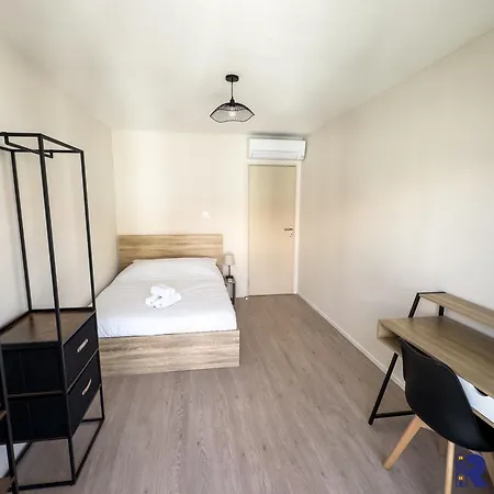 Apartment Le Thezanien, Wifi, Balcon *