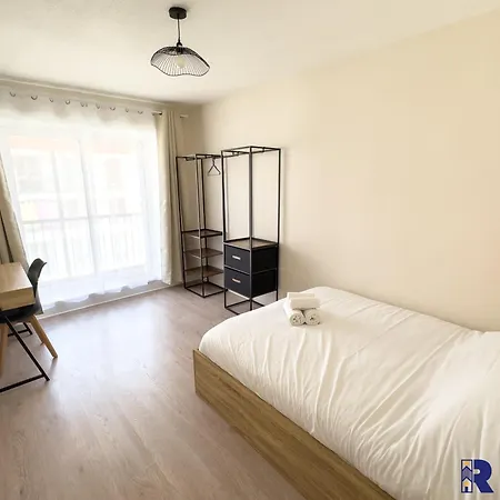 Le Thezanien, Wifi, Balcon Apartment